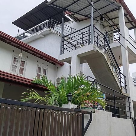 Surf & Salt Apartamento Weligama Exterior foto