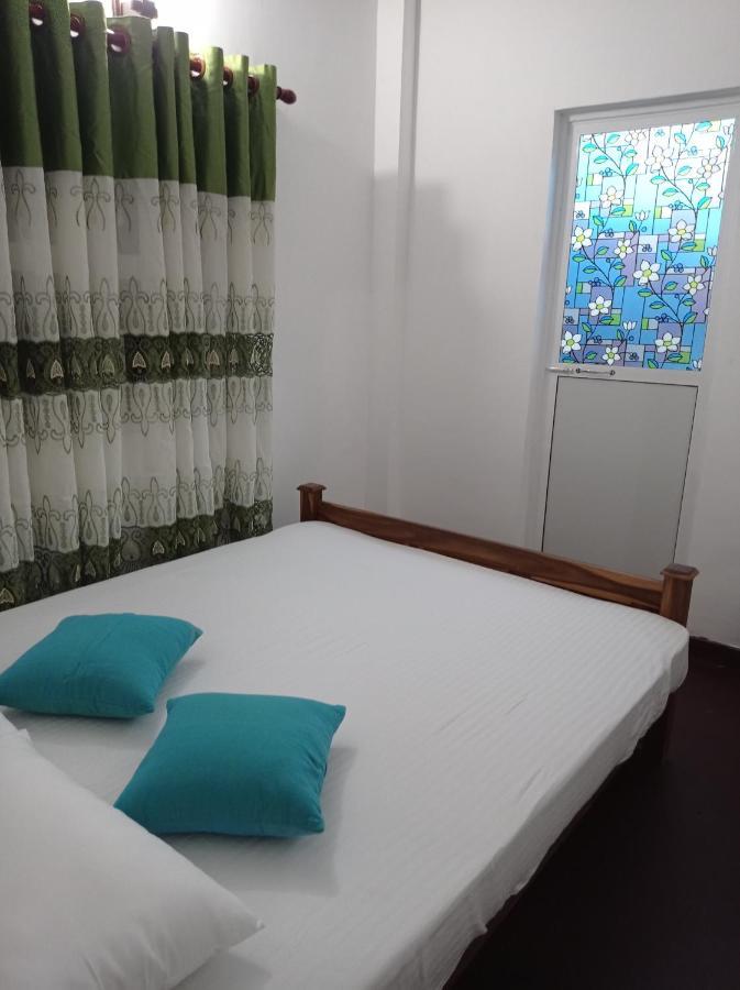 Surf & Salt Apartamento Weligama Exterior foto