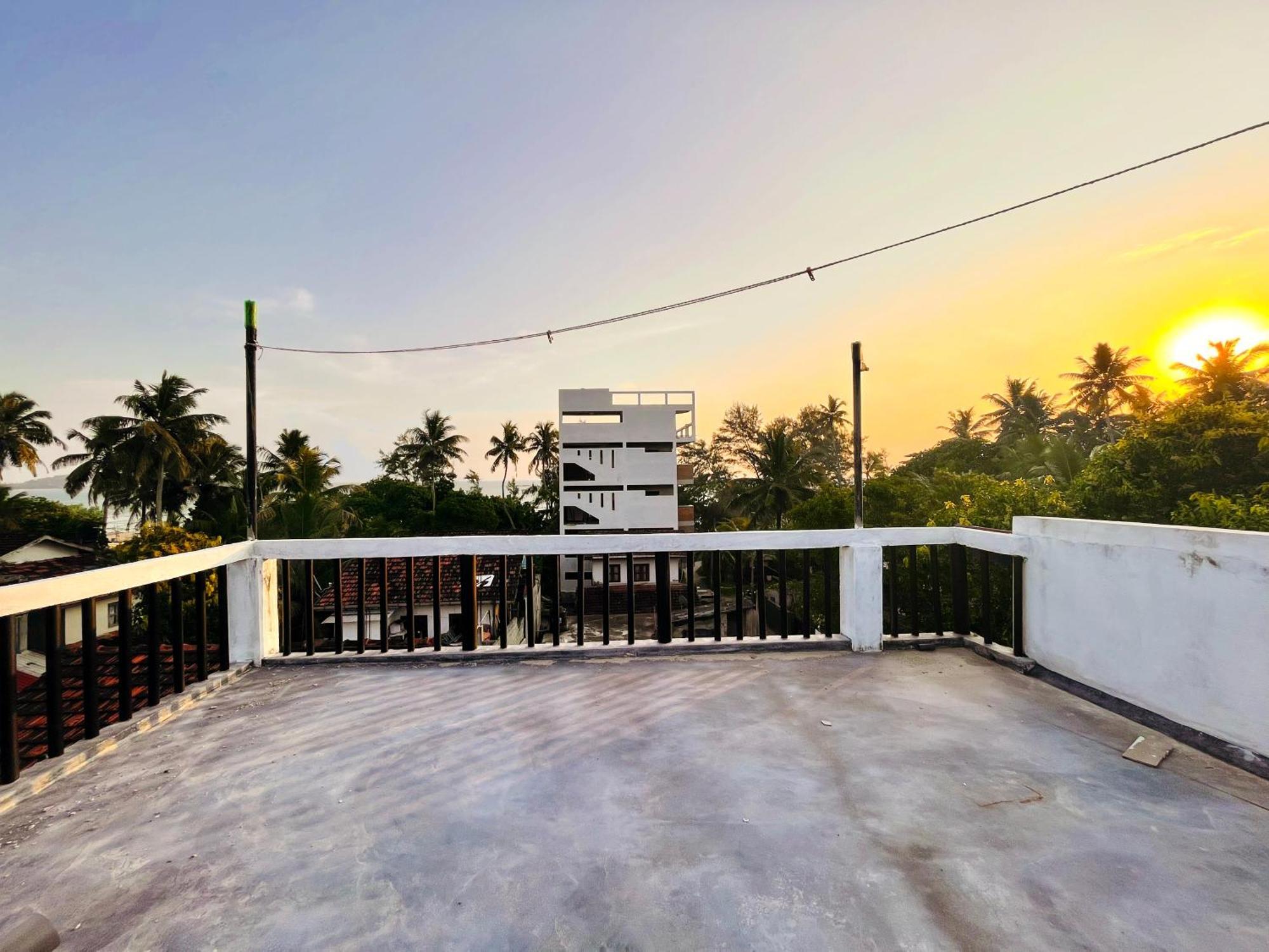 Surf & Salt Apartamento Weligama Exterior foto