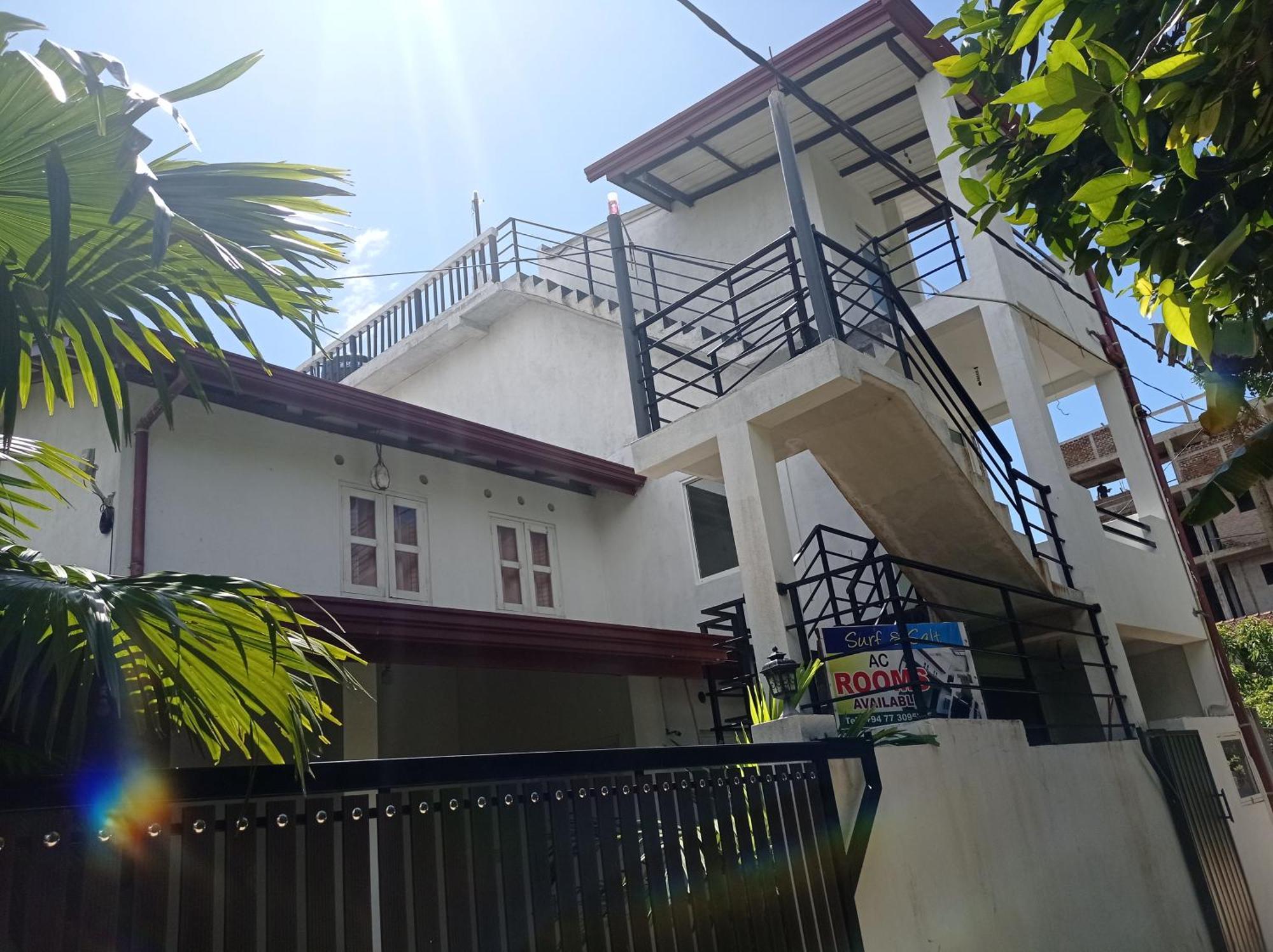 Surf & Salt Apartamento Weligama Exterior foto